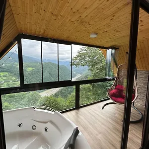 Highland • Varjanisi بيت للعطل باتومي